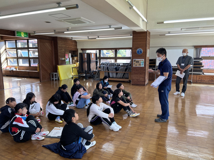 6be823bee7a844a5b0cf2a741017aa1a